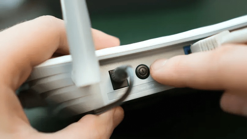 Para qué sirve el botón WSP que está detrás del router de internet y ...